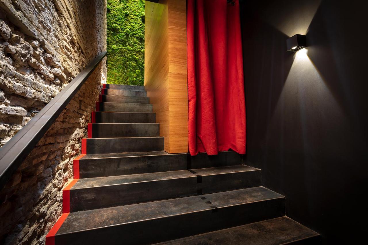 Zrooms&Suites Hostel Boutique Сарагоса Екстер'єр фото